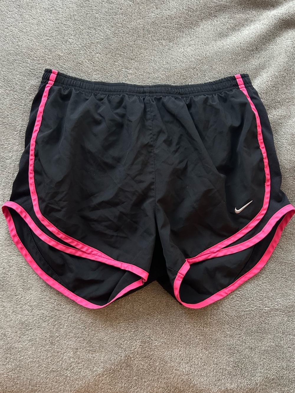 Nike Tempo Shorts - Black & Pink